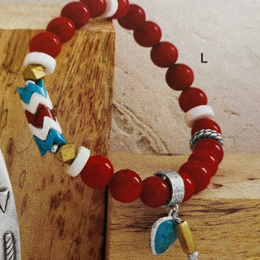 SILPADA- UNDER THE SUN stretch bracelet. B3216